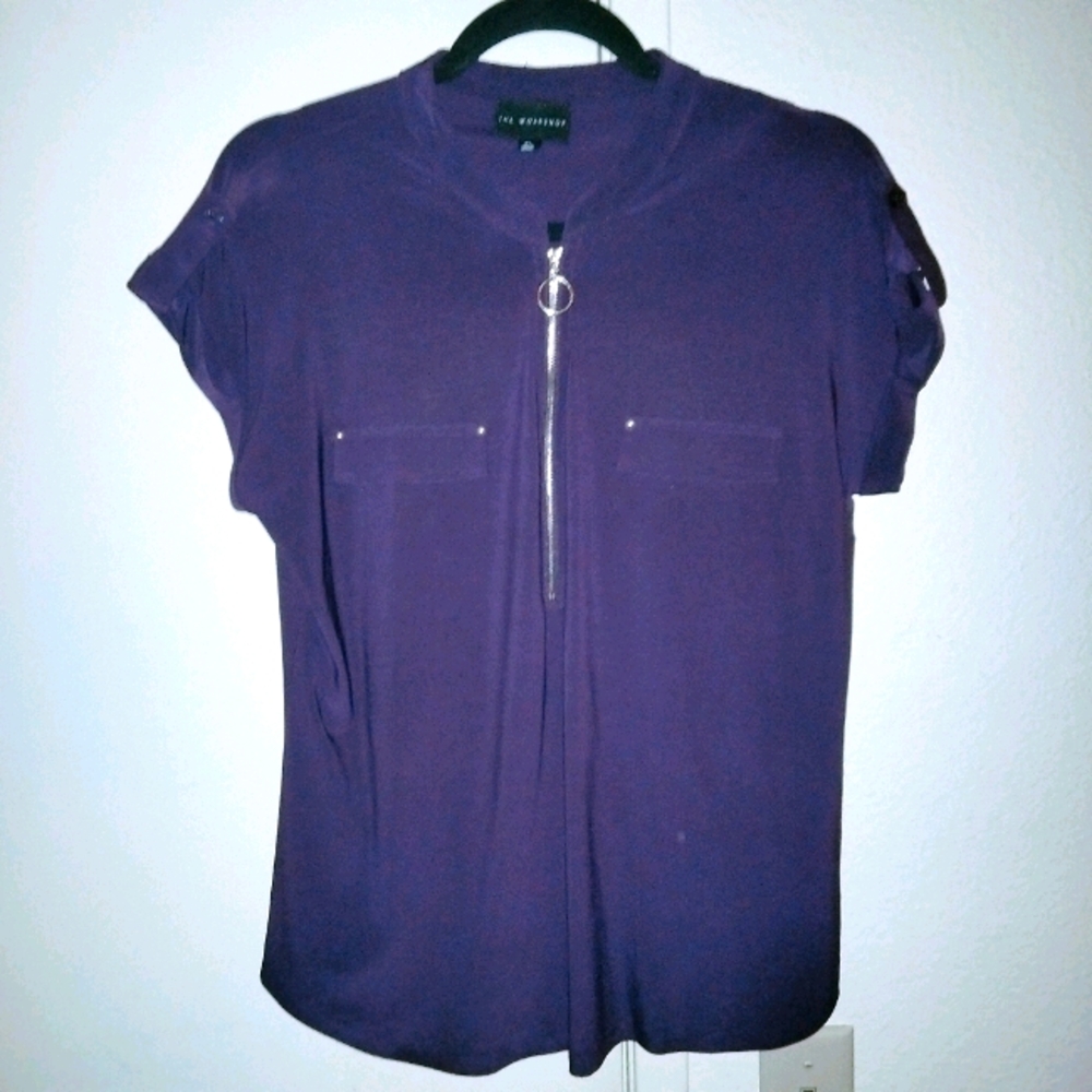 PURPLE BLOUSE WITH GOLD ZIPPER, SIZE XL